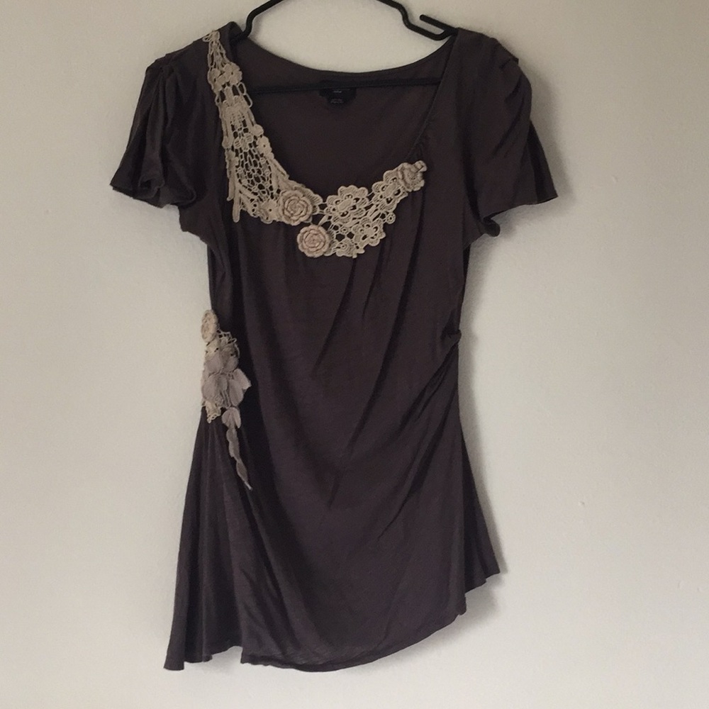 SALE Flouncy Gray Anthro Top